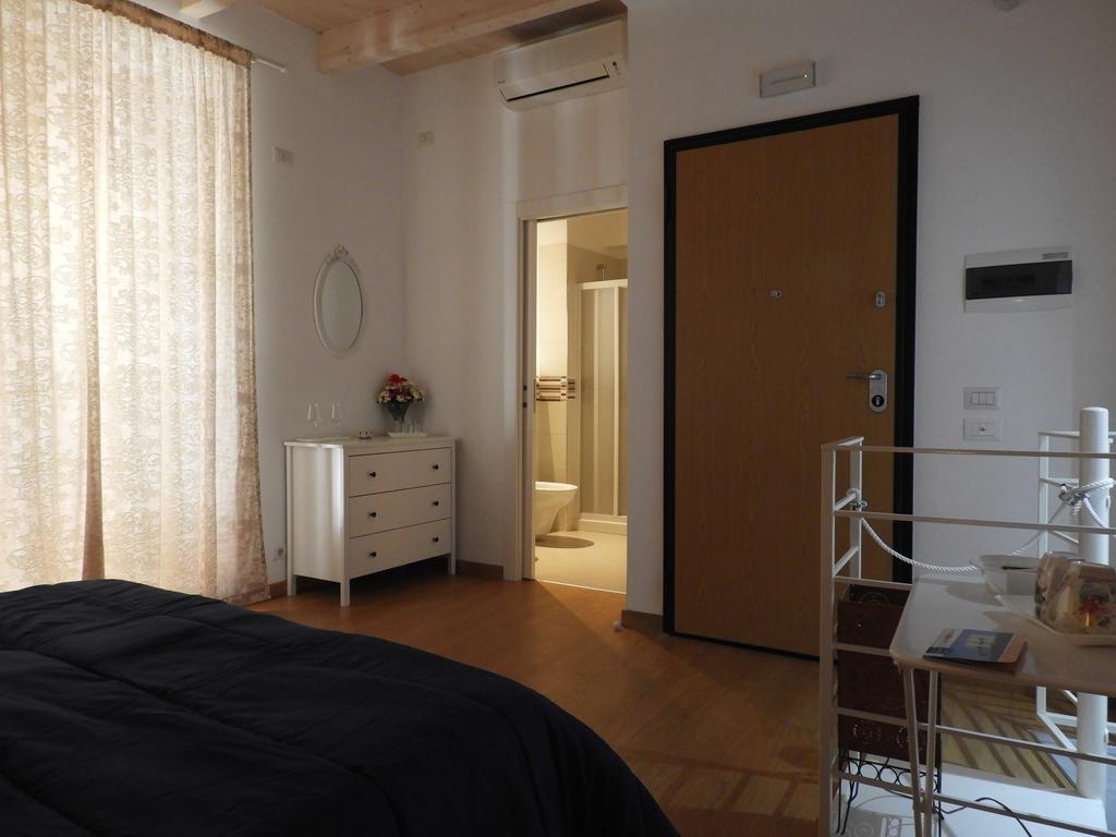 Arco Della Neve Guest House Bari Eksteriør billede